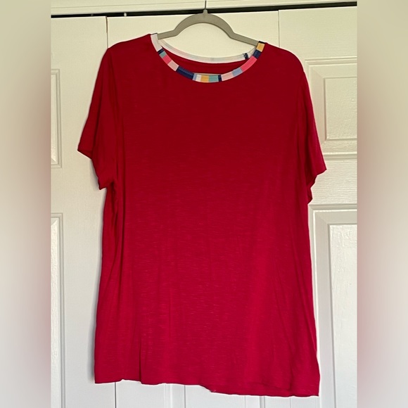 Woman’s Red Lane Bryant Shirt with Multi Colored Collar.  Size 14/16. - Picture 2 of 3